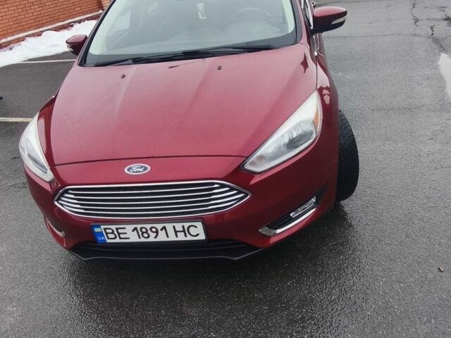 Красный Форд Фокус, объемом двигателя 2 л и пробегом 148 тыс. км за 9000 $, фото 1 на Automoto.ua