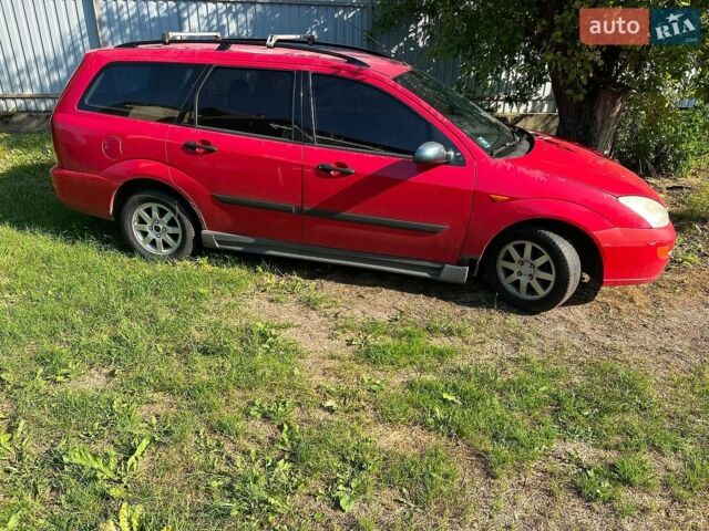 Красный Форд Фокус, объемом двигателя 1.6 л и пробегом 423 тыс. км за 1500 $, фото 1 на Automoto.ua