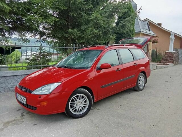 Красный Форд Фокус, объемом двигателя 1.6 л и пробегом 320 тыс. км за 2400 $, фото 1 на Automoto.ua