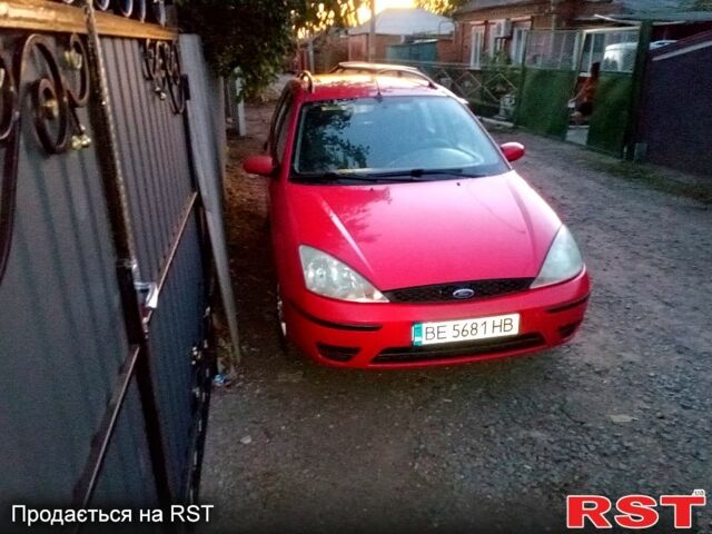 Червоний Форд Фокус, об'ємом двигуна 1.6 л та пробігом 345 тис. км за 2350 $, фото 1 на Automoto.ua
