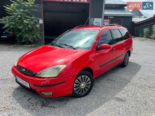 Красный Форд Фокус, объемом двигателя 1.8 л и пробегом 200 тыс. км за 1650 $, фото 1 на Automoto.ua