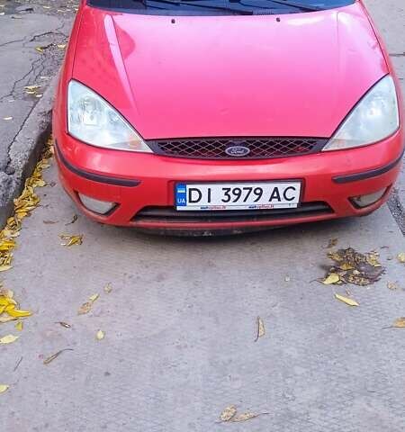 Красный Форд Фокус, объемом двигателя 1.8 л и пробегом 223 тыс. км за 3500 $, фото 1 на Automoto.ua