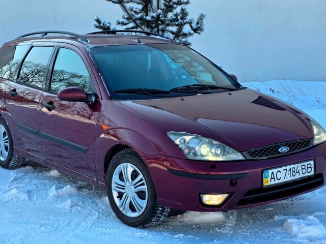 Червоний Форд Фокус, об'ємом двигуна 1.8 л та пробігом 356 тис. км за 3250 $, фото 1 на Automoto.ua