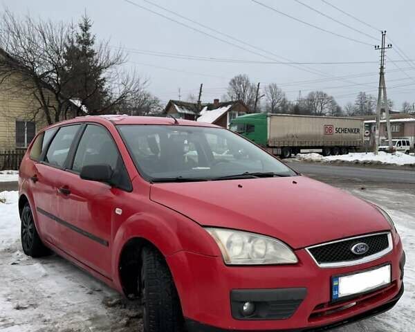 Красный Форд Фокус, объемом двигателя 1.6 л и пробегом 413 тыс. км за 3500 $, фото 1 на Automoto.ua
