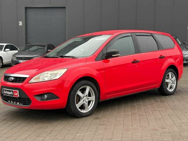 Червоний Форд Фокус, об'ємом двигуна 1.6 л та пробігом 206 тис. км за 4590 $, фото 1 на Automoto.ua