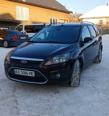 Червоний Форд Фокус, об'ємом двигуна 1.6 л та пробігом 266 тис. км за 5500 $, фото 1 на Automoto.ua