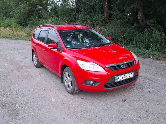 Червоний Форд Фокус, об'ємом двигуна 1.6 л та пробігом 251 тис. км за 5600 $, фото 1 на Automoto.ua