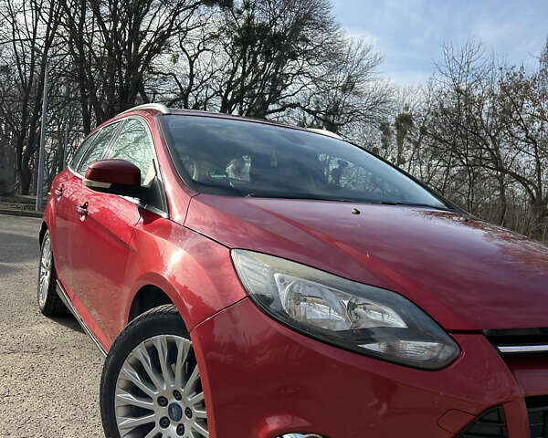 Червоний Форд Фокус, об'ємом двигуна 1.6 л та пробігом 260 тис. км за 7500 $, фото 1 на Automoto.ua