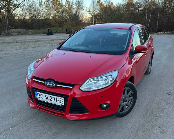 Красный Форд Фокус, объемом двигателя 1.6 л и пробегом 220 тыс. км за 6100 $, фото 1 на Automoto.ua