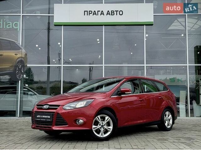Красный Форд Фокус, объемом двигателя 1.6 л и пробегом 113 тыс. км за 8500 $, фото 1 на Automoto.ua