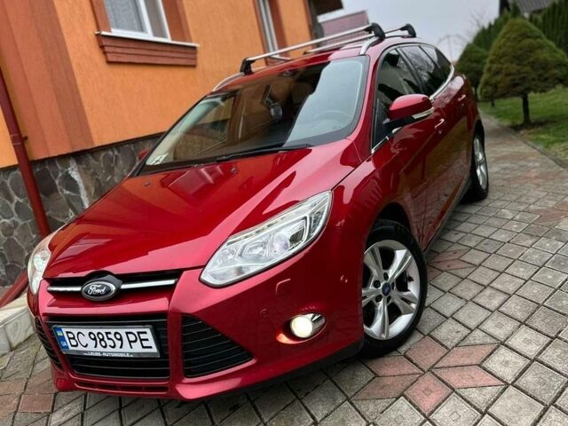 Красный Форд Фокус, объемом двигателя 1.6 л и пробегом 249 тыс. км за 8200 $, фото 1 на Automoto.ua