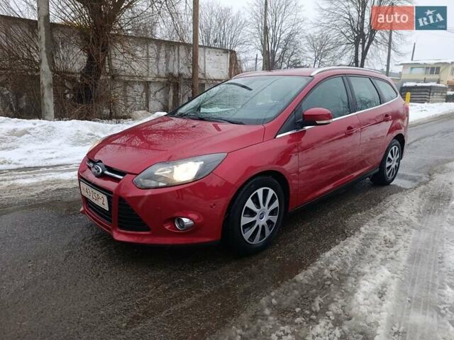 Червоний Форд Фокус, об'ємом двигуна 1.6 л та пробігом 263 тис. км за 6750 $, фото 1 на Automoto.ua