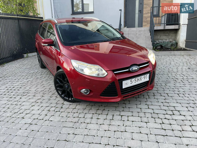 Червоний Форд Фокус, об'ємом двигуна 1.6 л та пробігом 207 тис. км за 8600 $, фото 1 на Automoto.ua