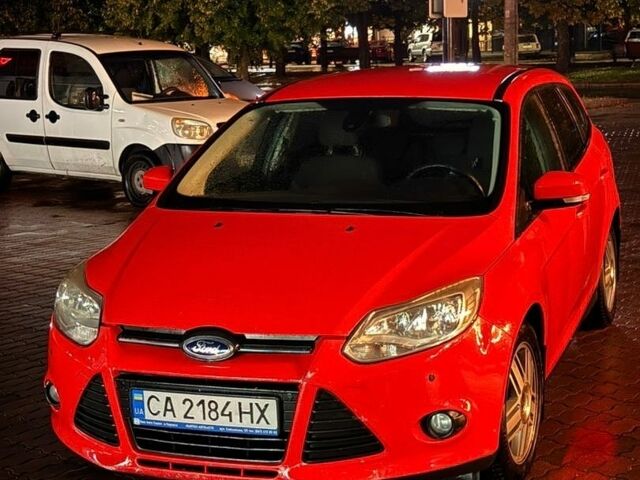 Красный Форд Фокус, объемом двигателя 1 л и пробегом 199 тыс. км за 6700 $, фото 1 на Automoto.ua