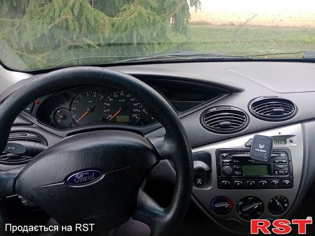 Форд Фокус, объемом двигателя 1.6 л и пробегом 330 тыс. км за 2200 $, фото 1 на Automoto.ua
