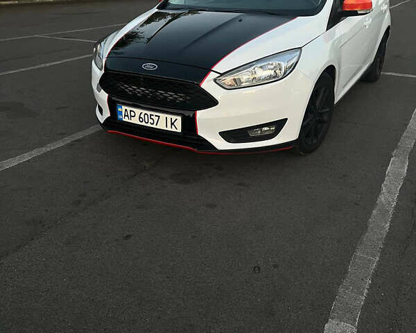 Форд Фокус, объемом двигателя 1.5 л и пробегом 57 тыс. км за 8500 $, фото 1 на Automoto.ua