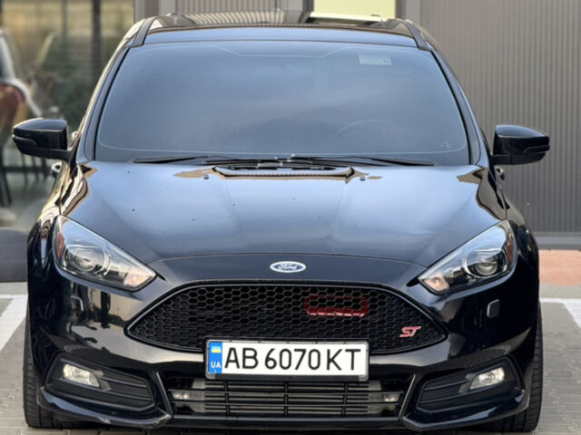 Форд Фокус, объемом двигателя 2 л и пробегом 145 тыс. км за 10000 $, фото 1 на Automoto.ua