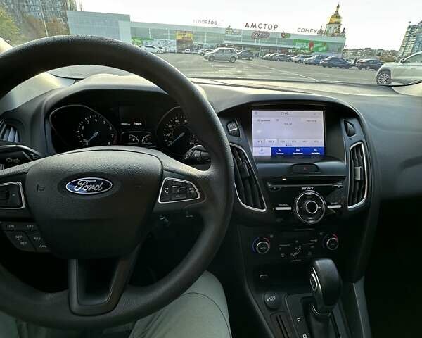 Форд Фокус, об'ємом двигуна 2 л та пробігом 966 тис. км за 11900 $, фото 1 на Automoto.ua