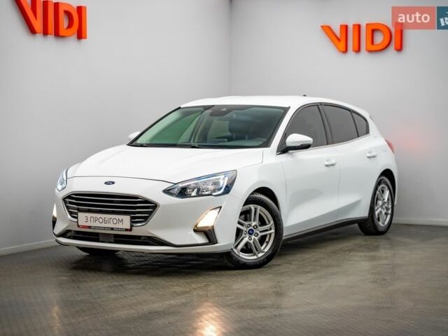 Форд Фокус, объемом двигателя 1.5 л и пробегом 50 тыс. км за 17444 $, фото 1 на Automoto.ua