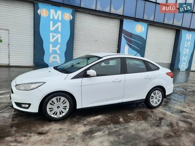 Форд Фокус, объемом двигателя 1 л и пробегом 196 тыс. км за 8000 $, фото 1 на Automoto.ua