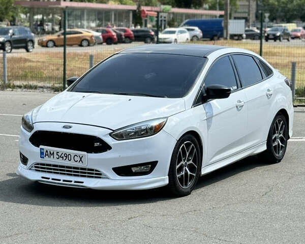 Форд Фокус, объемом двигателя 2 л и пробегом 157 тыс. км за 8950 $, фото 1 на Automoto.ua