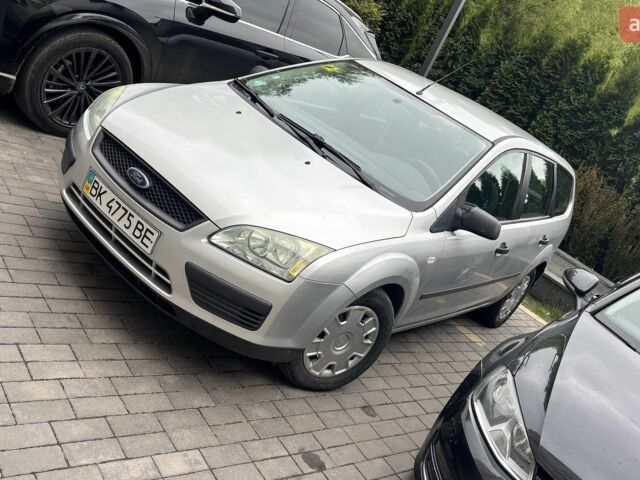 Форд Фокус, объемом двигателя 1.6 л и пробегом 350 тыс. км за 4200 $, фото 1 на Automoto.ua