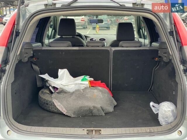 Форд Фокус, объемом двигателя 1.6 л и пробегом 293 тыс. км за 3900 $, фото 1 на Automoto.ua