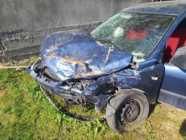 Форд Фокус, объемом двигателя 1.6 л и пробегом 220 тыс. км за 445 $, фото 1 на Automoto.ua