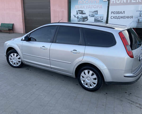 Форд Фокус, объемом двигателя 1.56 л и пробегом 304 тыс. км за 4500 $, фото 1 на Automoto.ua