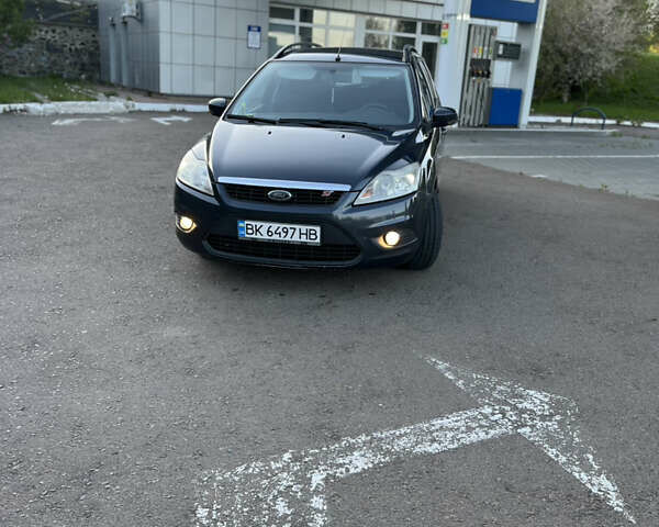 Форд Фокус, объемом двигателя 1.6 л и пробегом 222 тыс. км за 5000 $, фото 1 на Automoto.ua