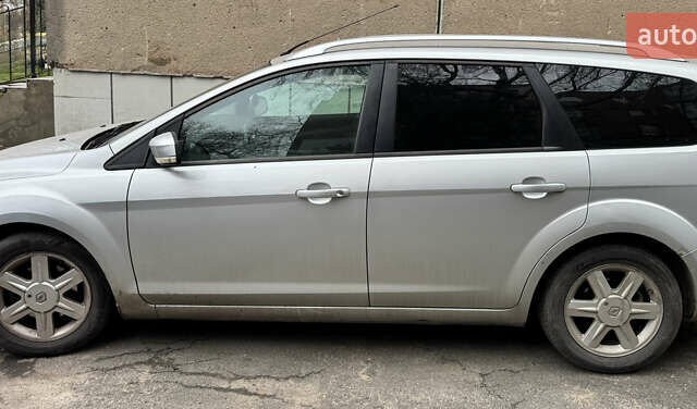 Форд Фокус, объемом двигателя 1.6 л и пробегом 211 тыс. км за 4750 $, фото 1 на Automoto.ua