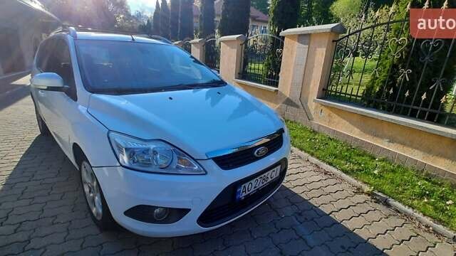 Форд Фокус, объемом двигателя 0 л и пробегом 300 тыс. км за 5800 $, фото 1 на Automoto.ua