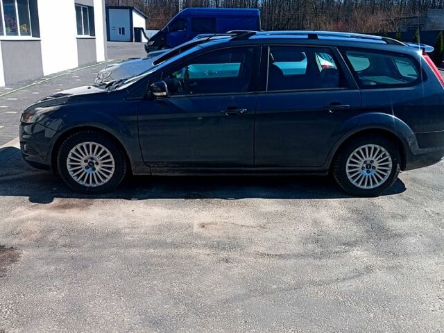 Форд Фокус, объемом двигателя 1.6 л и пробегом 303 тыс. км за 6300 $, фото 1 на Automoto.ua