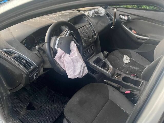 Форд Фокус, объемом двигателя 1.6 л и пробегом 300 тыс. км за 1500 $, фото 1 на Automoto.ua