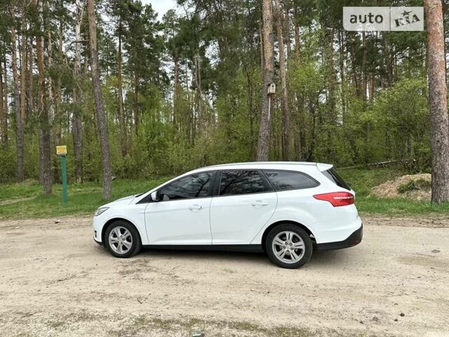 Форд Фокус, объемом двигателя 1 л и пробегом 196 тыс. км за 6750 $, фото 1 на Automoto.ua