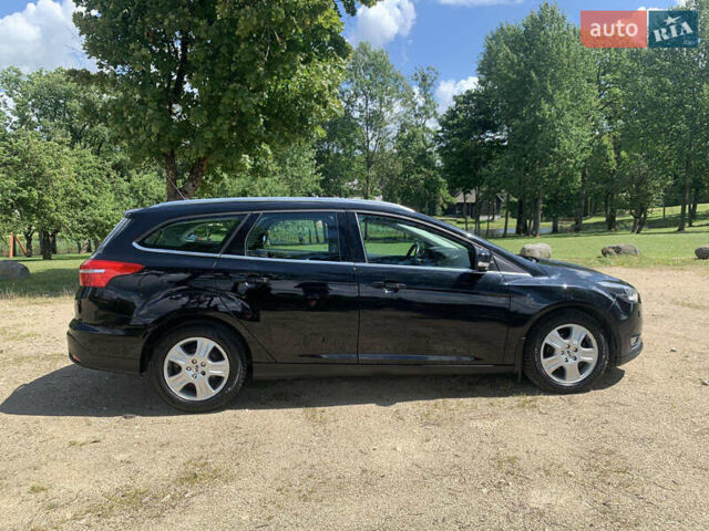 Форд Фокус, об'ємом двигуна 1 л та пробігом 154 тис. км за 6400 $, фото 1 на Automoto.ua