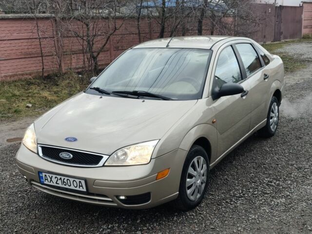 Желтый Форд Фокус, объемом двигателя 2 л и пробегом 146 тыс. км за 4300 $, фото 1 на Automoto.ua