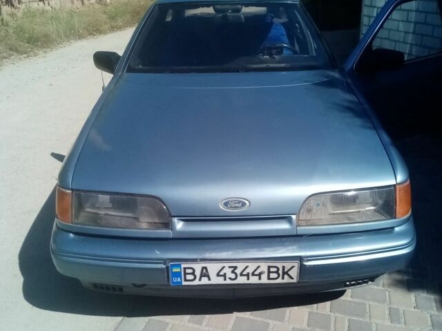 Серый Форд Фокус, объемом двигателя 2 л и пробегом 400 тыс. км за 1184 $, фото 1 на Automoto.ua