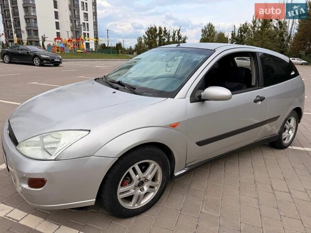 Серый Форд Фокус, объемом двигателя 2 л и пробегом 362 тыс. км за 1900 $, фото 1 на Automoto.ua