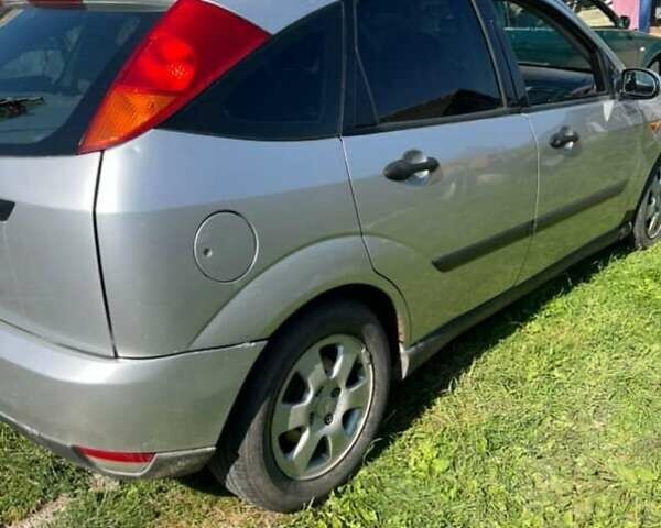 Серый Форд Фокус, объемом двигателя 1.6 л и пробегом 280 тыс. км за 3000 $, фото 1 на Automoto.ua