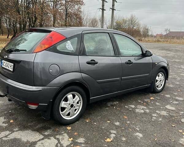 Серый Форд Фокус, объемом двигателя 1.8 л и пробегом 291 тыс. км за 2100 $, фото 1 на Automoto.ua