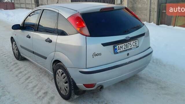 Серый Форд Фокус, объемом двигателя 1.6 л и пробегом 189 тыс. км за 3000 $, фото 1 на Automoto.ua