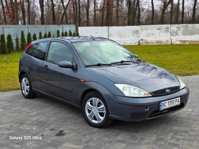 Серый Форд Фокус, объемом двигателя 1.8 л и пробегом 275 тыс. км за 1999 $, фото 1 на Automoto.ua