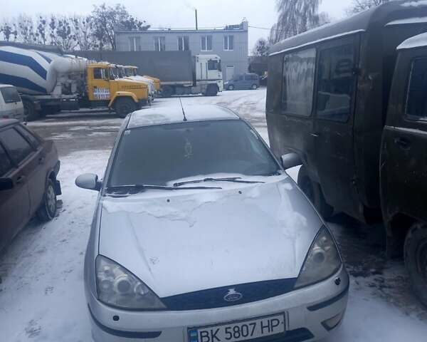 Сірий Форд Фокус, об'ємом двигуна 1.8 л та пробігом 340 тис. км за 3000 $, фото 1 на Automoto.ua