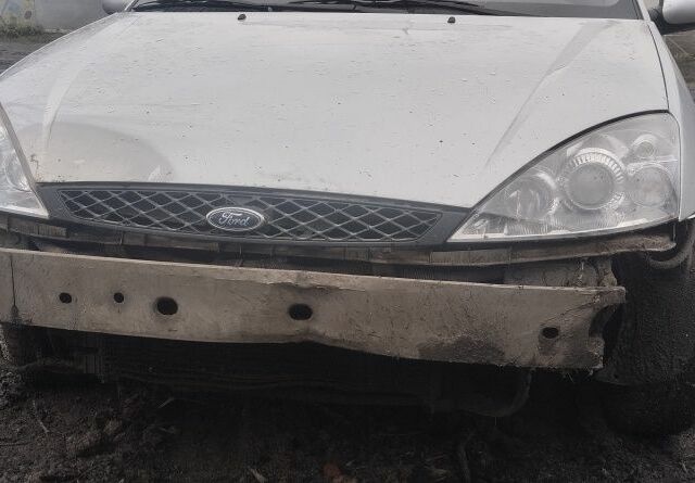 Сірий Форд Фокус, об'ємом двигуна 0 л та пробігом 205 тис. км за 2302 $, фото 1 на Automoto.ua