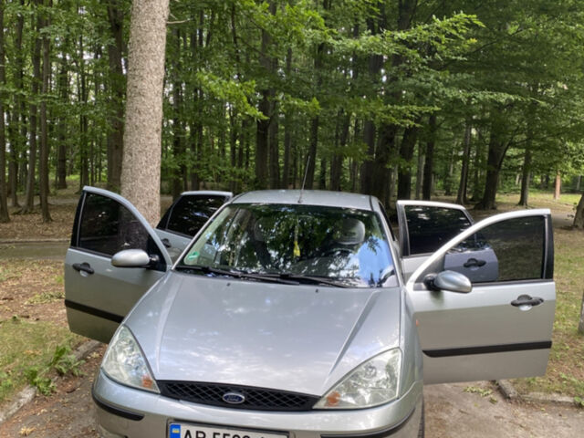 Сірий Форд Фокус, об'ємом двигуна 1.6 л та пробігом 217 тис. км за 3100 $, фото 1 на Automoto.ua
