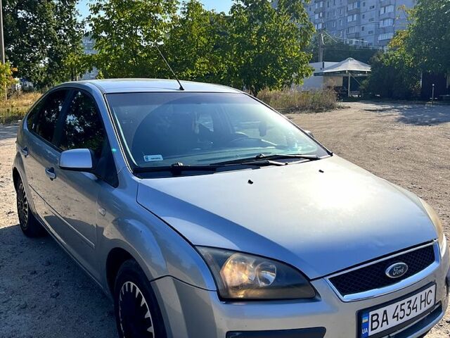 Сірий Форд Фокус, об'ємом двигуна 1.6 л та пробігом 289 тис. км за 4000 $, фото 1 на Automoto.ua