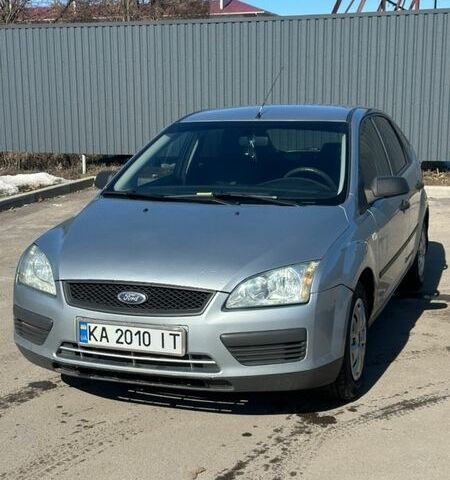Сірий Форд Фокус, об'ємом двигуна 1.6 л та пробігом 322 тис. км за 4000 $, фото 1 на Automoto.ua