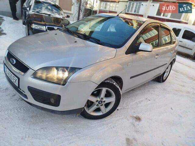 Сірий Форд Фокус, об'ємом двигуна 1.6 л та пробігом 204 тис. км за 3600 $, фото 1 на Automoto.ua