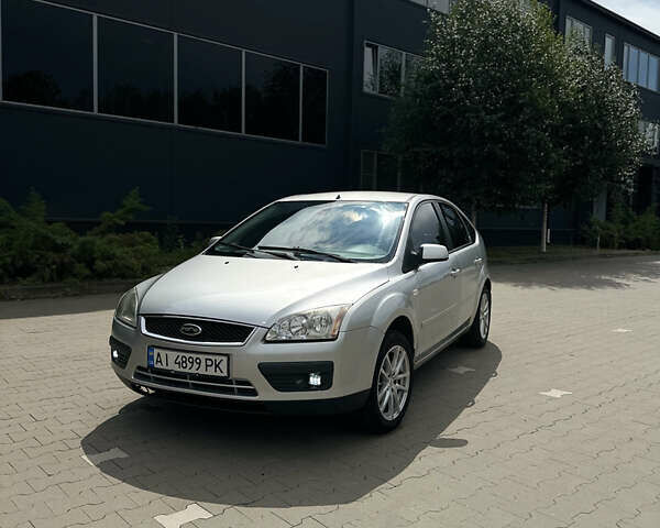 Сірий Форд Фокус, об'ємом двигуна 1.8 л та пробігом 310 тис. км за 4100 $, фото 1 на Automoto.ua